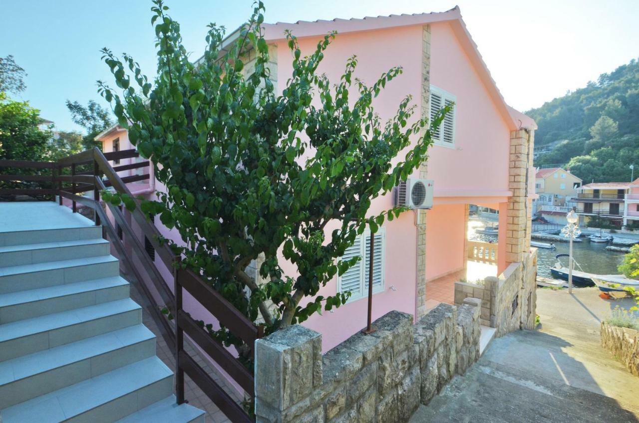 Apartment Jakov Grscica Prizba Luaran gambar