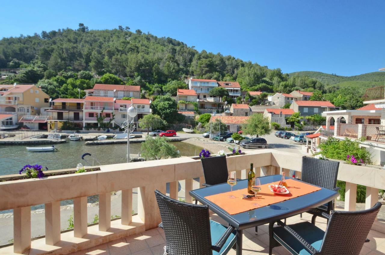 Apartment Jakov Grscica Prizba Luaran gambar